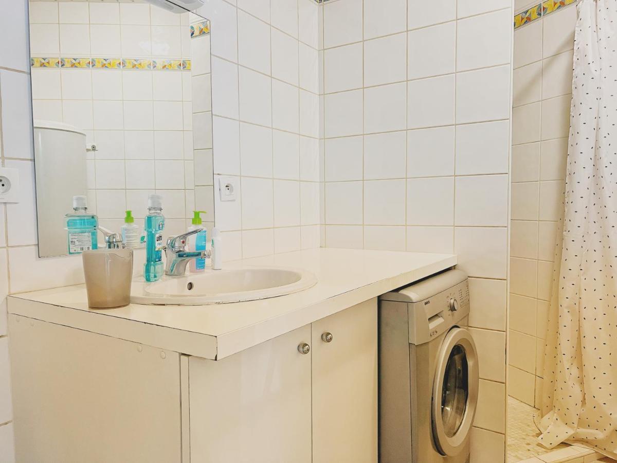 Superbe Studio Apartment Saint-Andre-de-Cubzac Bagian luar foto